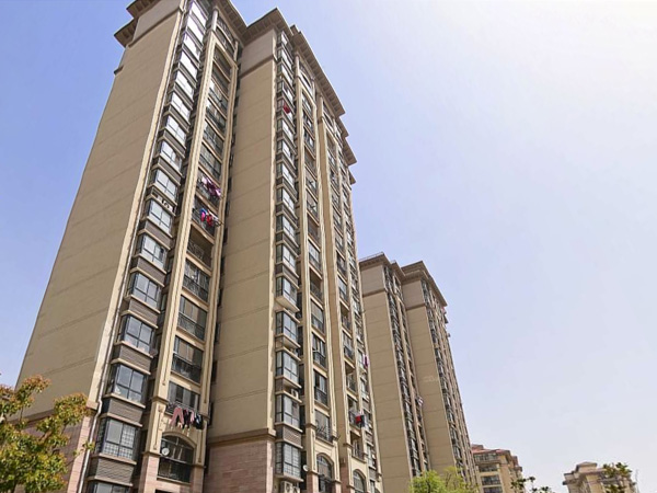 宿州上河城小區定制鋁合金百葉窗、陽臺護欄案例