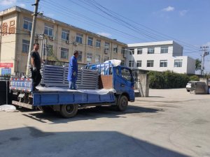 金用護(hù)欄2020年10月10日鋅鋼陽臺(tái)護(hù)欄發(fā)貨！