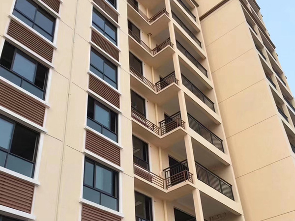 最受歡迎防雨百葉窗款式，非這2款莫屬！