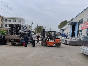 金用護欄2020年10月21日鋅鋼陽臺欄桿發貨！