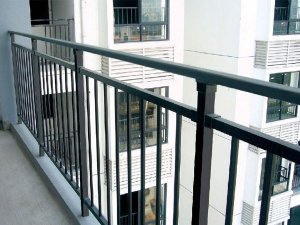 鋅鋼護(hù)欄一般能用多久？