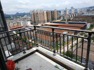 鋅鋼護(hù)欄價(jià)格會受到哪些因素的影響？