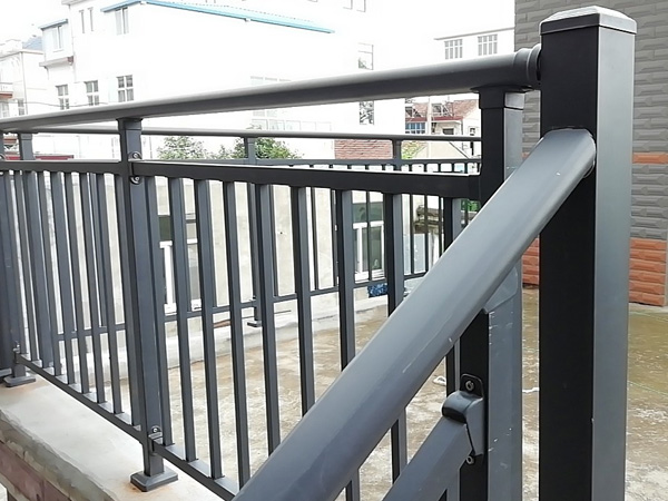 鋅鋼護(hù)欄介紹 鋅鋼護(hù)欄介紹