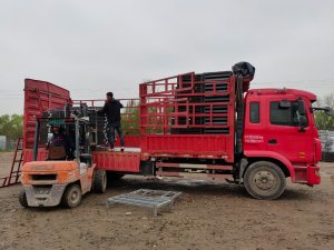 金用護欄2021年3月31日鋅鋼百葉窗發貨！