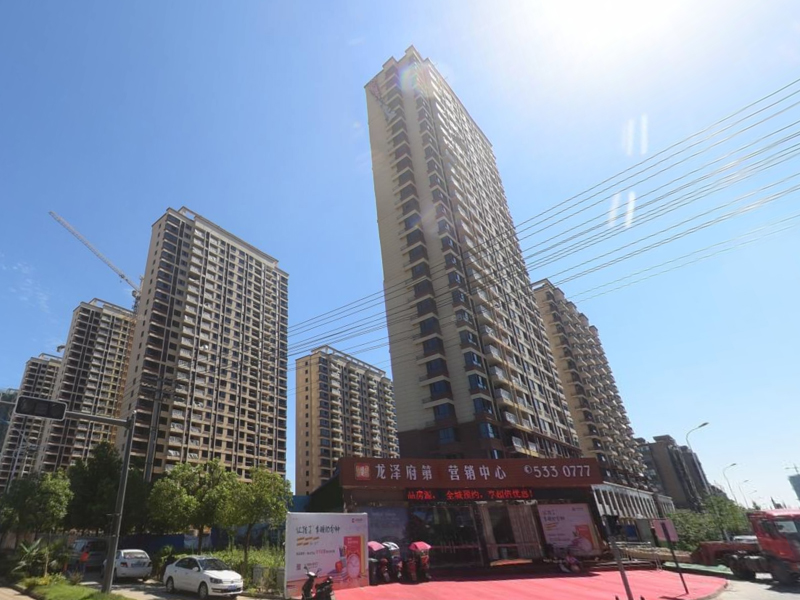 合肥龍澤府第小區(qū)項目定制空調(diào)欄桿、樓梯欄桿產(chǎn)品