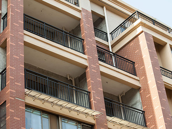 鋅鋼陽臺護欄優點 鋅鋼陽臺護欄優點