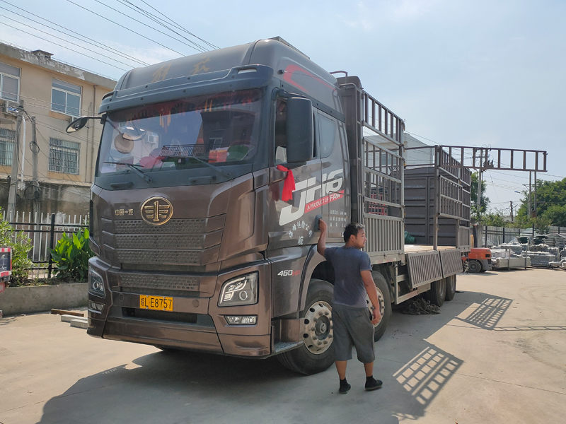 金用護欄2021年5月31日防雨百葉窗發貨! 金用護欄2021年5月31日防雨百葉窗發貨!