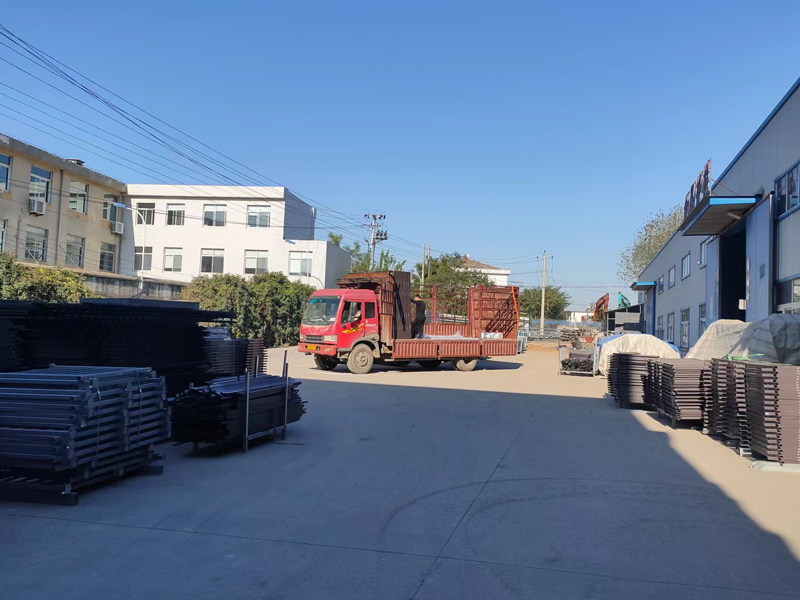 金用護欄2022年10月21日鋁合金百葉窗裝車發貨! 金用護欄2022年10月21日鋁合金百葉窗裝車發貨!