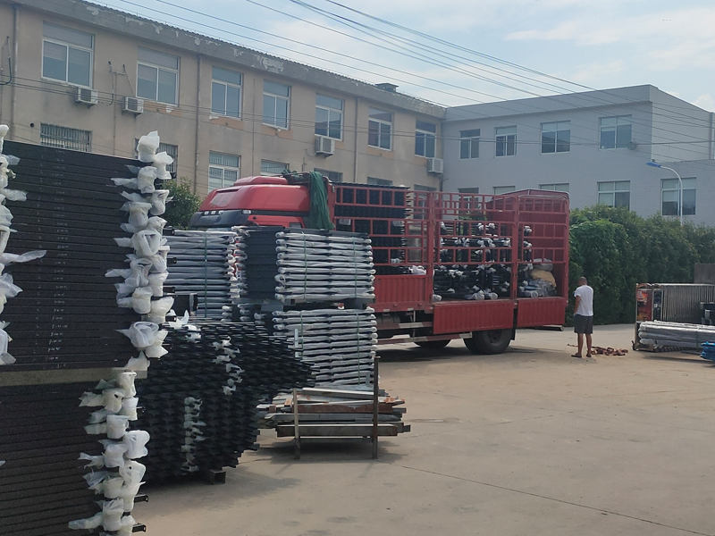 2023年7月11日鋅鋼圍墻護欄裝車發貨! 2023年7月11日鋅鋼圍墻護欄裝車發貨!