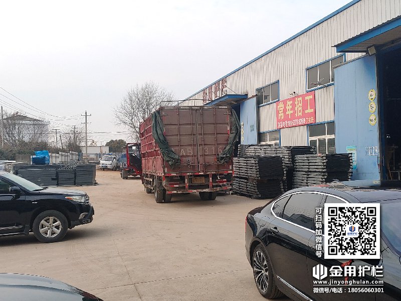 2024年1月26日鋅鋼百葉窗裝車發貨！