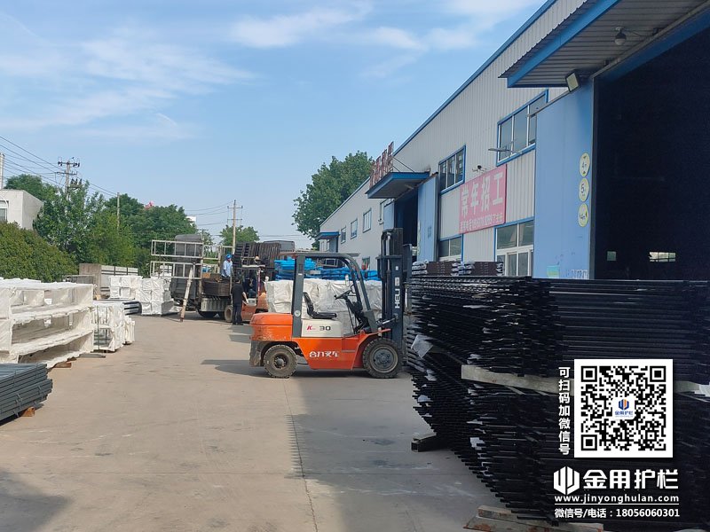 2024年5月22日鋅鋼百葉窗裝車發貨! 2024年5月22日鋅鋼百葉窗裝車發貨!