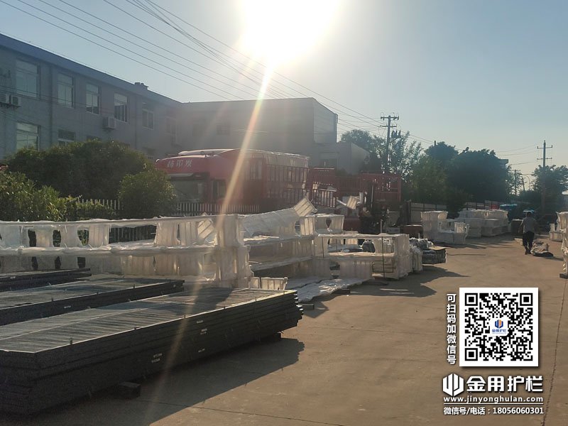 2024年5月23日鋅鋼護窗欄桿裝車發貨！