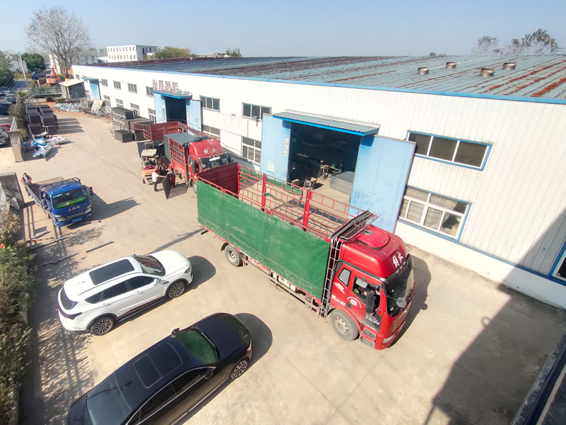 2024年11月8日鋅鋼百葉窗裝車發貨！