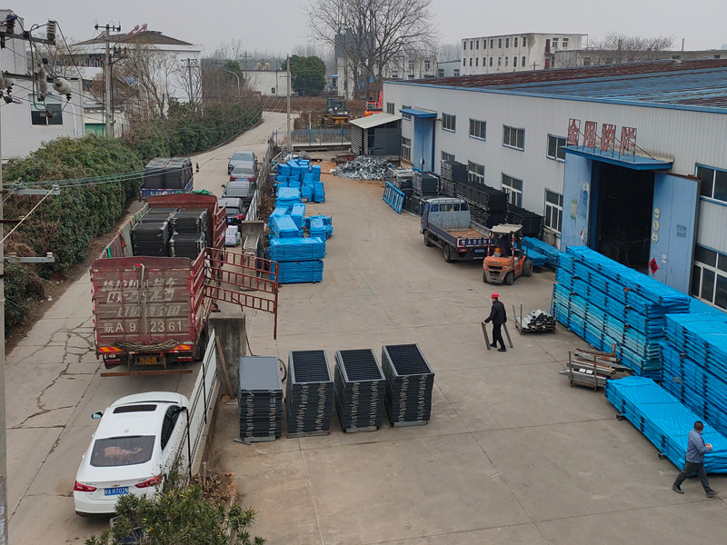 2025年3月6日鋅鋼陽臺護欄裝車發貨! 2025年3月6日鋅鋼陽臺護欄裝車發貨!