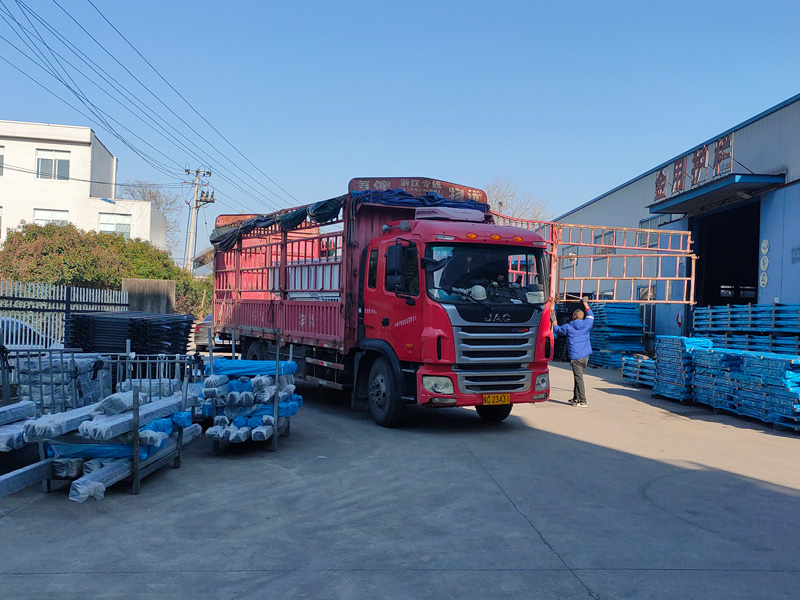 2025年3月15日鋅鋼空調百葉裝車發貨！