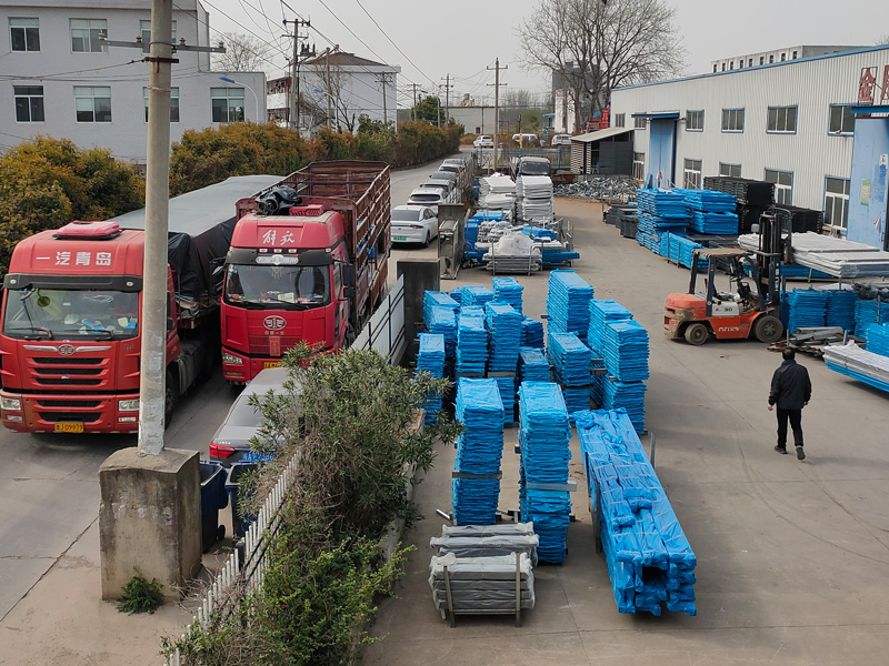 2025年4月1日鋅鋼飄窗護欄裝車發(fā)貨！