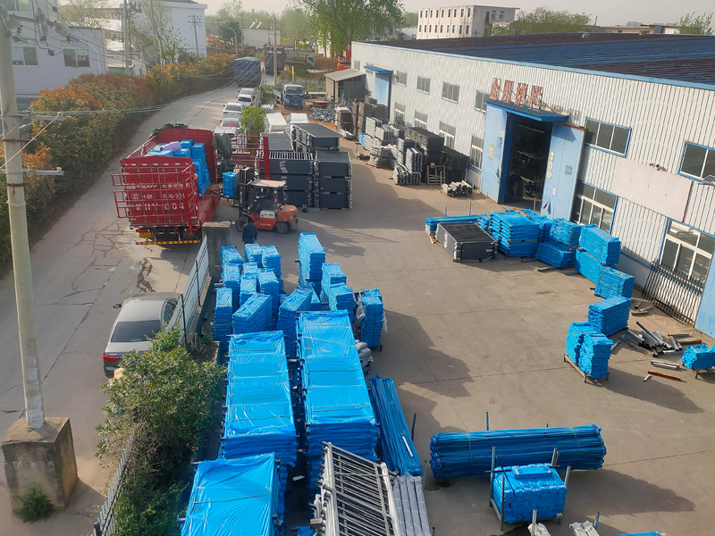 2025年4月14日鋅鋼飄窗欄桿裝車發貨！