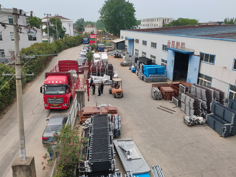 2025年5月20日鋅鋼組裝欄桿裝車發貨！