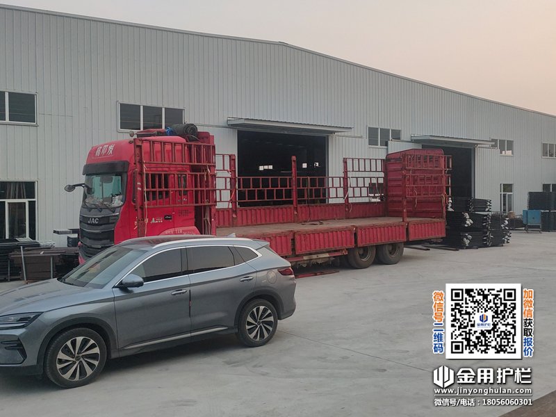 2025年7月7日鋁合金百葉窗裝車發貨! 2025年7月7日鋁合金百葉窗裝車發貨!